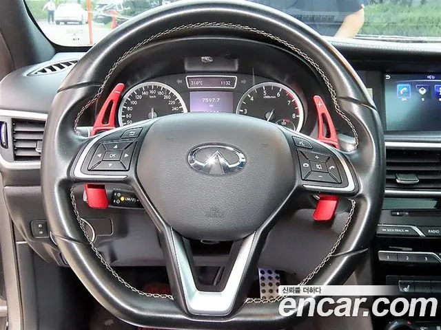 Infiniti Q30 2018 thumb 7