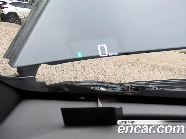 Infiniti Q30 2018 thumb 9