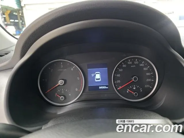 Kia Stonic 2017 thumb 6