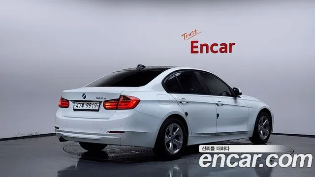 BMW 3-Series 2015 thumb 2