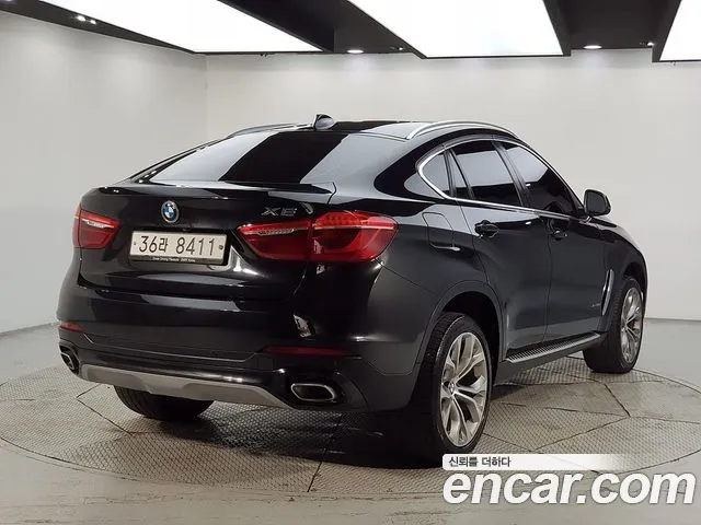 BMW X6 2018 thumb 2