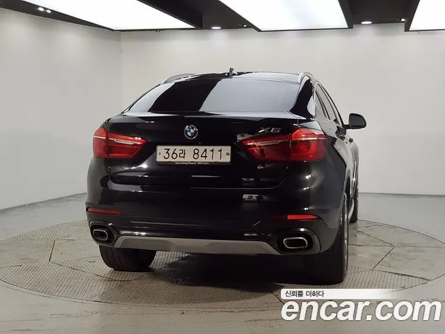 BMW X6 2018 thumb 4