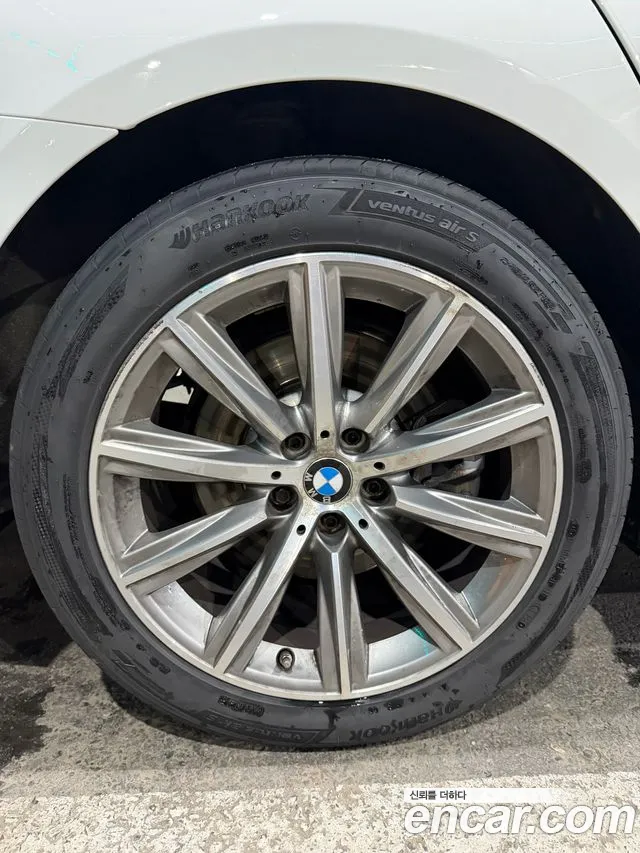BMW 5 серии 2018 thumb 6