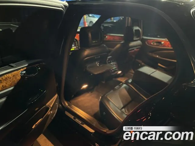 Jaguar XJ 2008 thumb 3