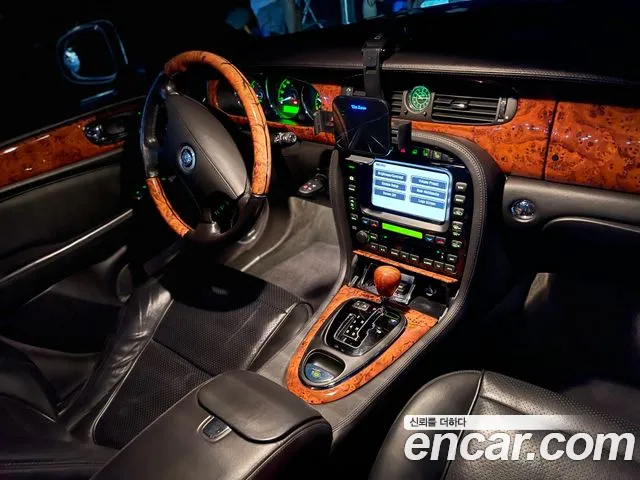 Jaguar XJ 2008 thumb 5