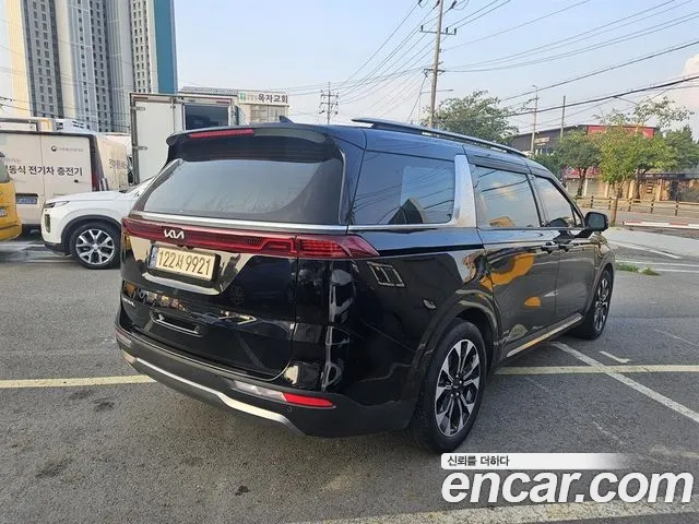Kia Carnival 2022 thumb 2