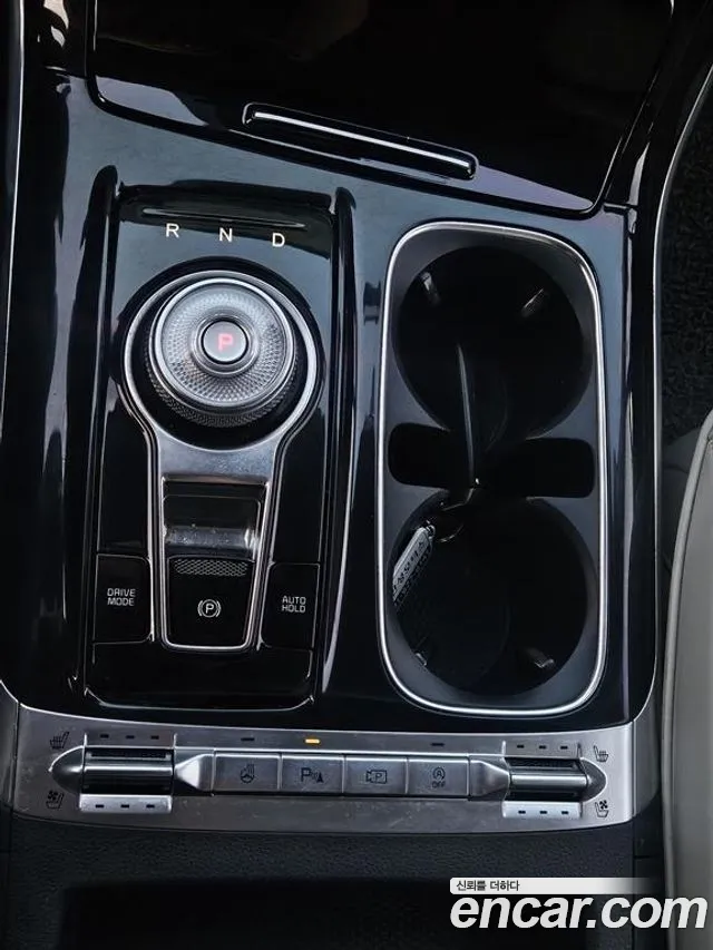 Kia Carnival 2022 thumb 9