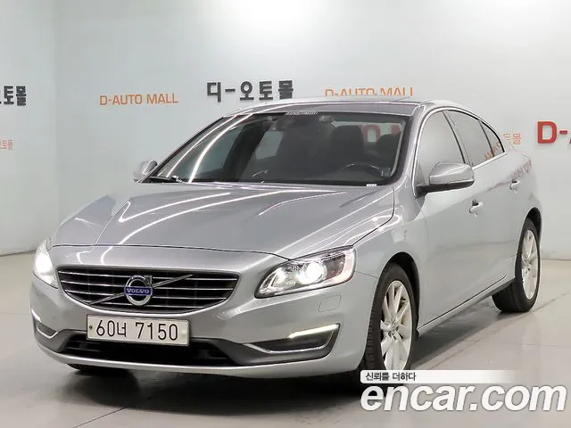 Volvo S60 2014 thumb 12