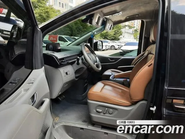 Hyundai Staria 2022 thumb 7