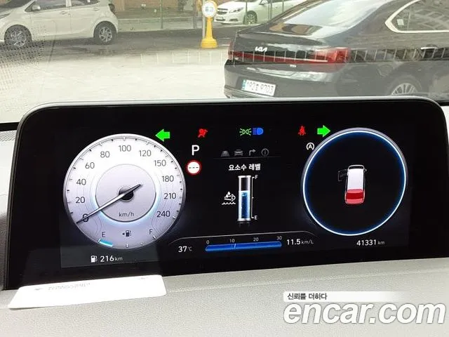 Hyundai Staria 2022 thumb 8
