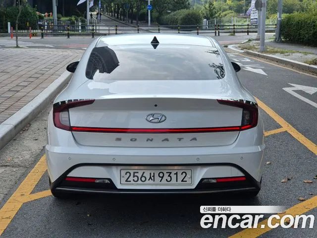 Hyundai Sonata 2021 thumb 4