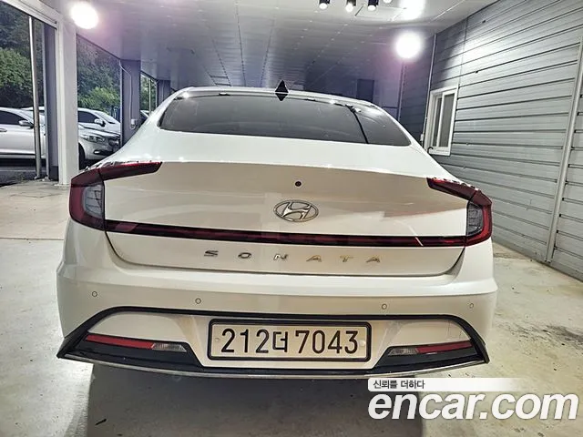 Hyundai Sonata 2021 thumb 4