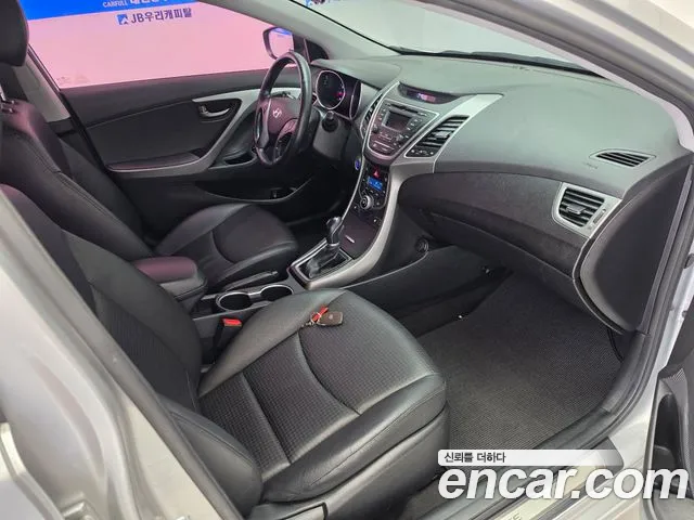 Hyundai Avante 2015 thumb 9