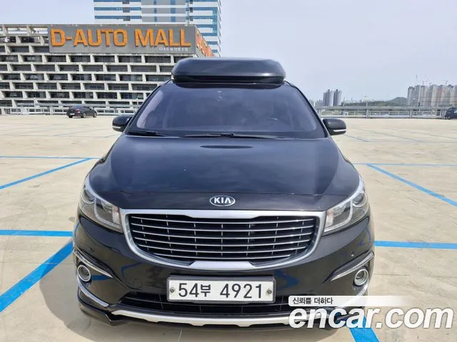 Kia Carnival 2015 thumb 2