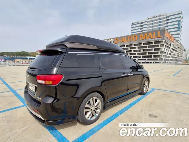 Kia Carnival 2015 thumb 4