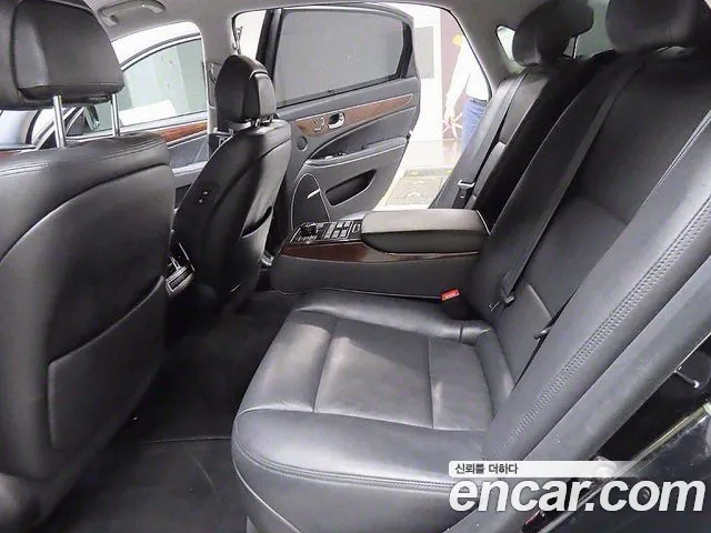Hyundai Equus 2015 thumb 10