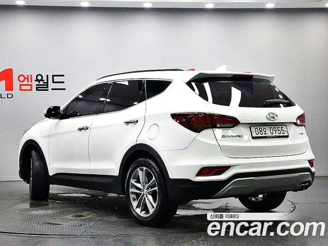 Hyundai Santa Fe 2016 thumb 4