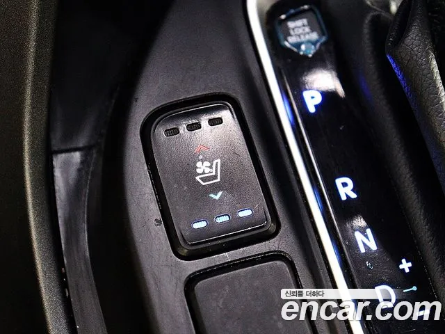 Hyundai Santa Fe 2016 thumb 8