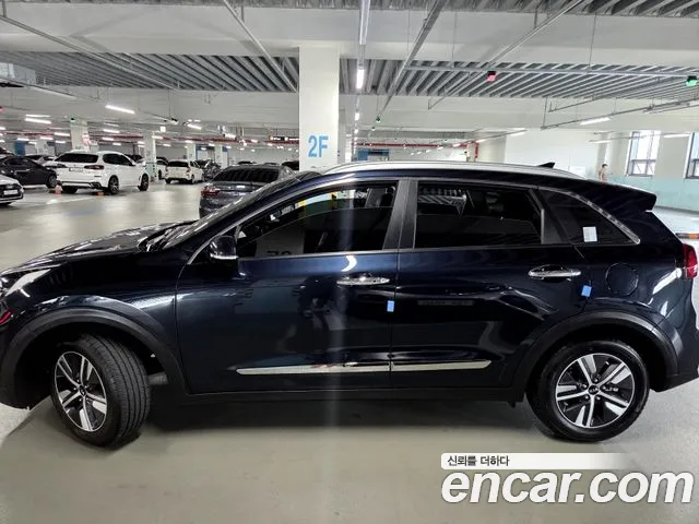 Kia Niro 2019 thumb 4