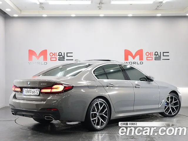 BMW 5 серии 2022 thumb 3