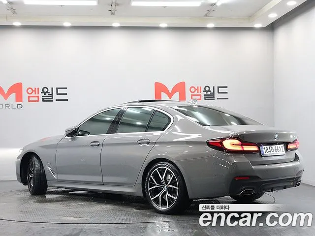 BMW 5 серии 2022 thumb 4