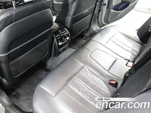 BMW 5 серии 2022 thumb 10