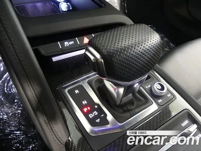 Audi R8 2021 thumb 6