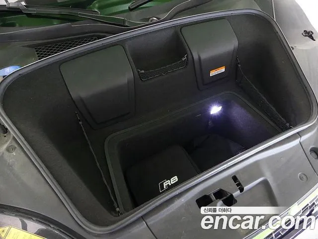 Audi R8 2021 thumb 8