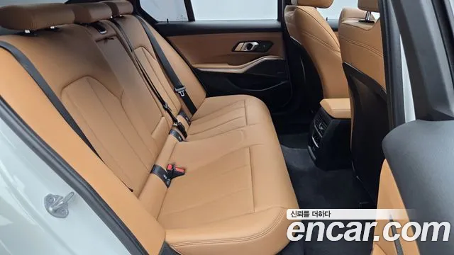BMW 3 серии 2024 thumb 8