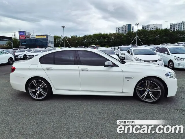 BMW 5 серии 2014 thumb 4
