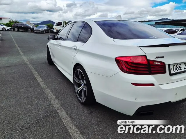 BMW 5 серии 2014 thumb 8
