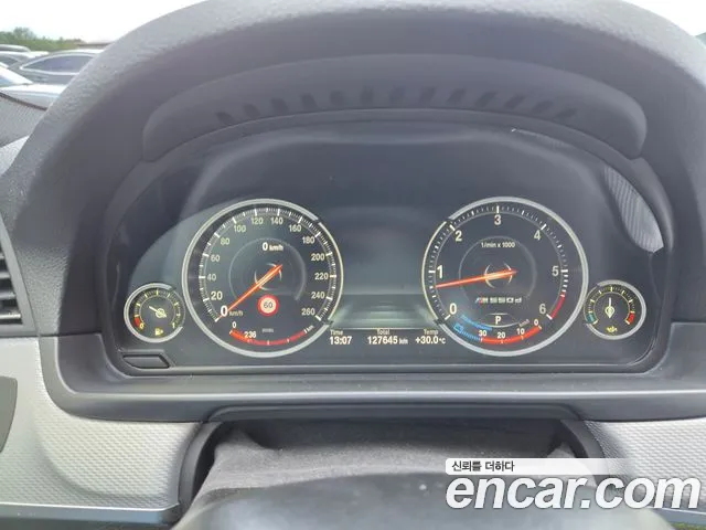 BMW 5 серии 2014 thumb 10