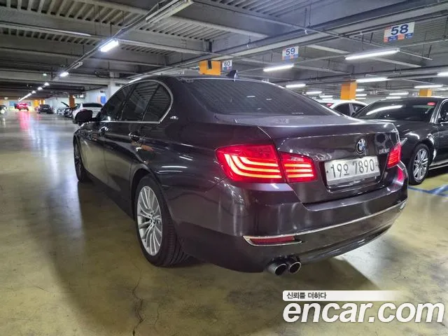 BMW 5 серии 2016 thumb 3