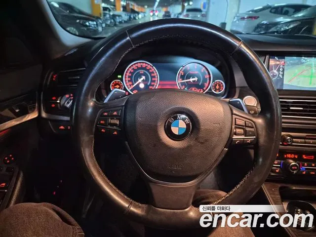 BMW 5 серии 2016 thumb 7