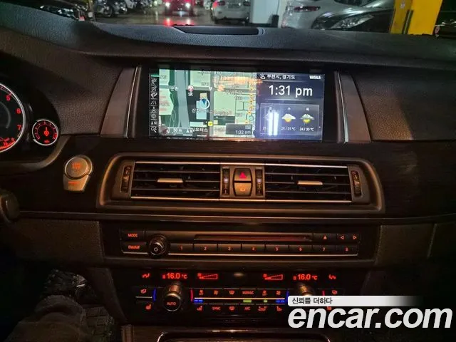 BMW 5 серии 2016 thumb 9