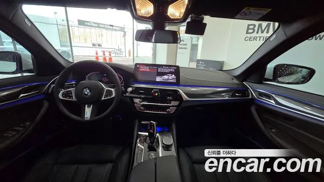 BMW 5 серии 2023 thumb 11