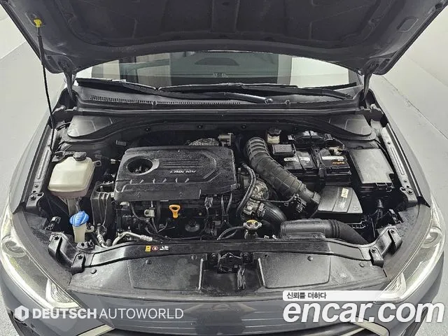 Hyundai Avante 2015 thumb 6