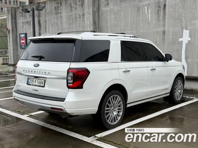 Ford Expedition 2023 thumb 2