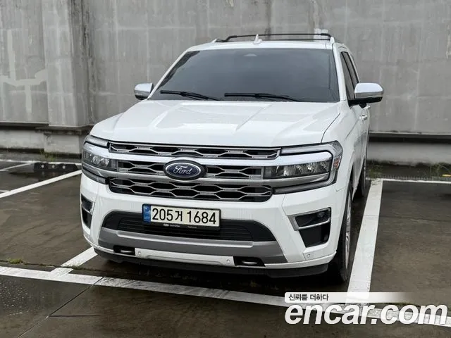 Ford Expedition 2023 thumb 3