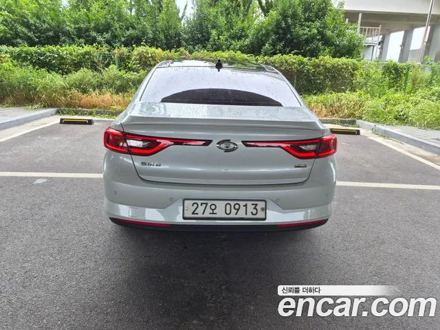Renault-KoreaSamsung Megane 2016 thumb 4
