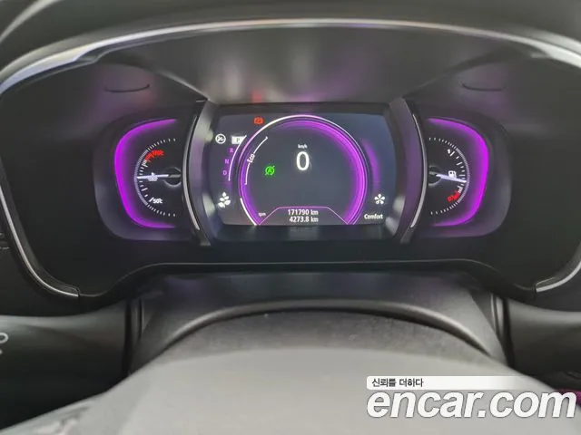 Renault-KoreaSamsung Megane 2016 thumb 9