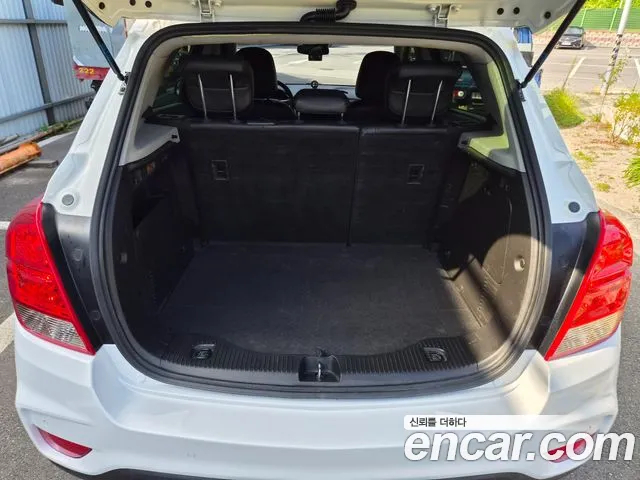 Chevrolet Tracker 2017 thumb 4