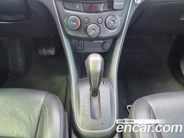 Chevrolet Tracker 2017 thumb 9