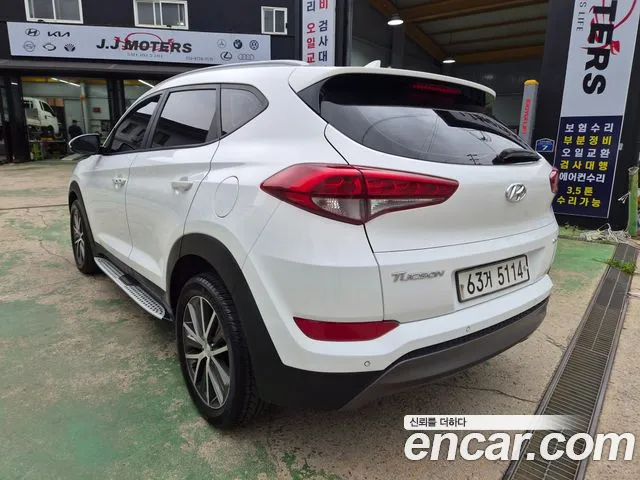 Hyundai Tucson 2015 thumb 2
