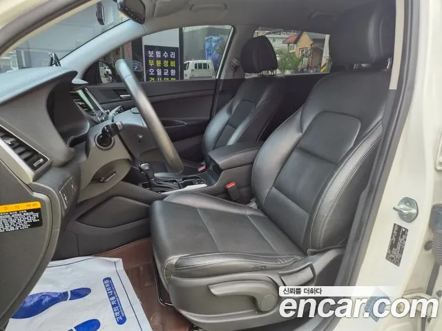 Hyundai Tucson 2015 thumb 10