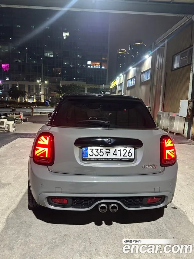 Mini Hatch 2021 thumb 10