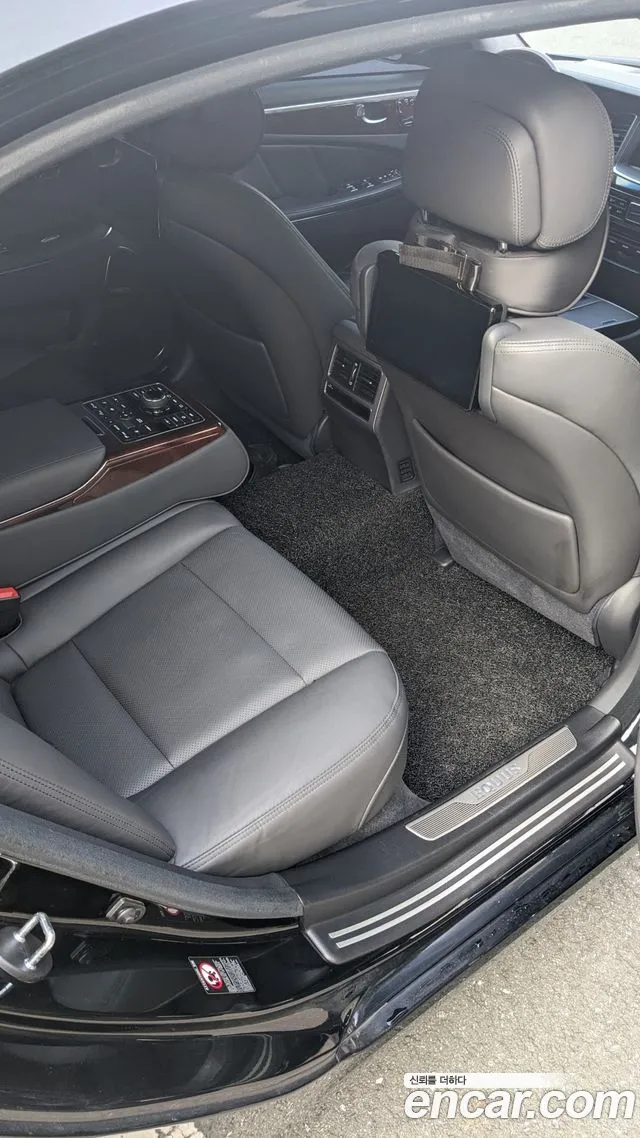 Hyundai Equus 2015 thumb 11