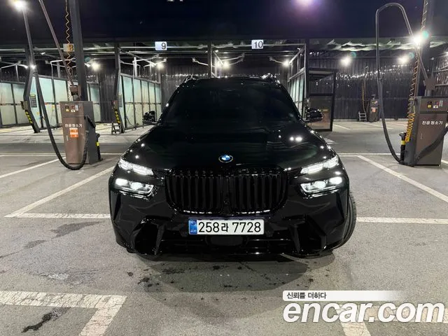 BMW X7 2026 thumb 2