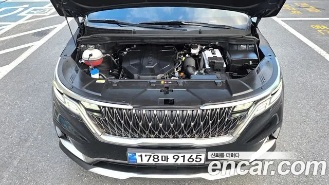 Kia Carnival 2022 thumb 5