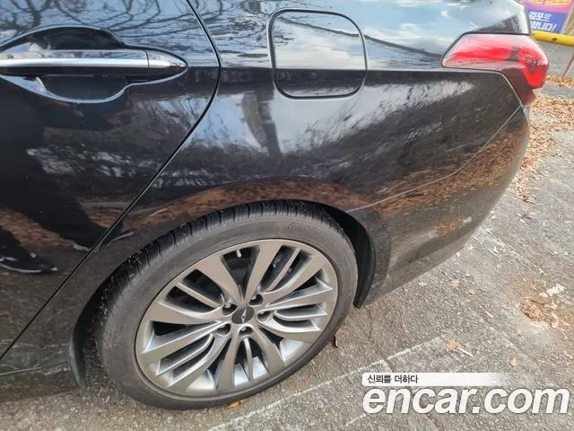 Genesis G80 2019 thumb 5
